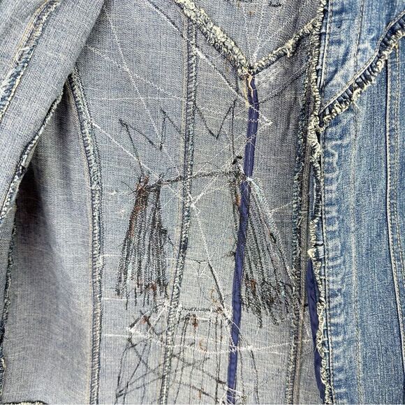 Artist’s Custom Designed Repurposed Jean Vest w/Mixed Media Queen Figure Sz 1X - Picture 13 of 14